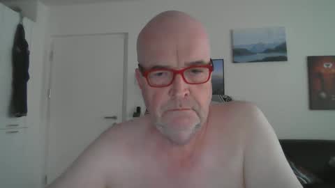 boston1967524903 online show from 01-26-25, 01:36