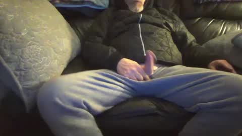 Snapshot of bostonguy1969 chatting on 03-04-25, 08:38 bostonguy1969 online show from 03-04-25, 08:38