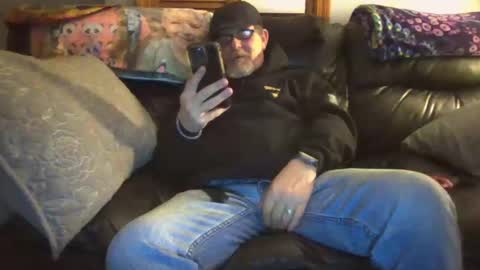 Snapshot of bostonguy1969 chatting on 03-06-25, 12:32 bostonguy1969 online show from 03-06-25, 12:32