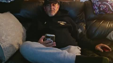 Snapshot of bostonguy1969 chatting on 11-06-25, 02:23 bostonguy1969 online show from 11-06-25, 02:23