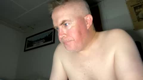 Snapshot of bostonirish45 chatting on 11-23-25, 07:24 bostonirish45 online show from 11-23-25, 07:24