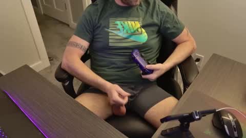 Snapshot of bostonmarine31 chatting on 02-22-25, 09:37 bostonmarine31 online show from 02-22-25, 09:37