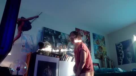 Snapshot of bottomboo7 chatting on 01-08-26, 01:02 Bottomboo7 online show from 01-08-26, 01:02