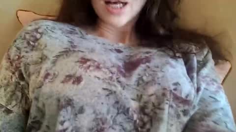 Bouncy Queen Majesty online show from 02-10-25, 06:45