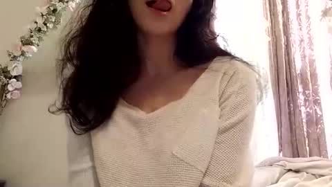 Bouncy Queen Majesty online show from 03-10-25, 10:24