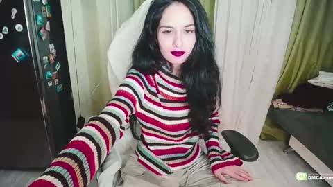 Snapshot of boxinghelen chatting on 01-25-25, 06:13 Helen  online show from 01-25-25, 06:13