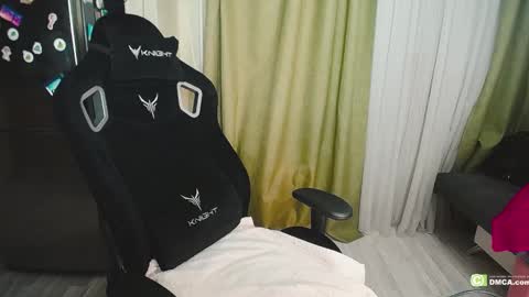 Snapshot of boxinghelen chatting on 01-29-25, 06:39 Helen  online show from 01-29-25, 06:39