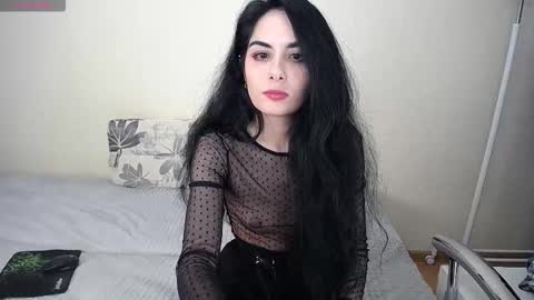 Helen  online show from 11-01-25, 02:41