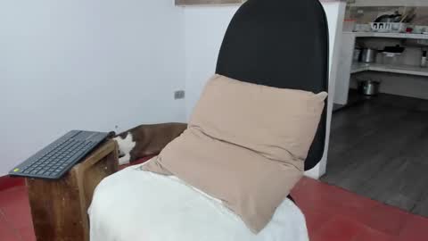 Snapshot of boy_jerry chatting on 12-03-24, 02:38 boy_jerry online show from 12-03-24, 02:38