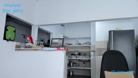 Snapshot of boy_jerry chatting on 01-13-25, 12:30 boy_jerry online show from 01-13-25, 12:30