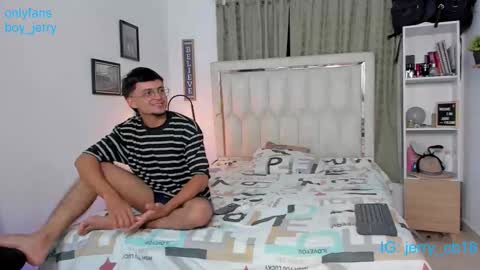 Snapshot of boy_jerry chatting on 11-27-25, 02:02 boy_jerry online show from 11-27-25, 02:02