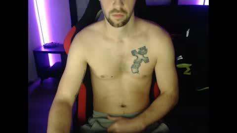 Snapshot of boy_t0y89 chatting on 01-13-25, 05:55 boy_t0y89 online show from 01-13-25, 05:55