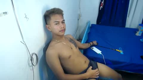 boyax16 online show from 01-11-25, 07:28