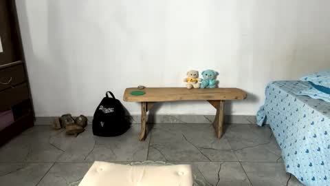 Snapshot of boybisexual33 chatting on 01-08-26, 11:07 Couple Cuckold online show from 01-08-26, 11:07