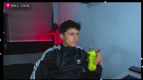 Snapshot of boylatin_777 chatting on 12-02-24, 04:31 miguel  online show from 12-02-24, 04:31