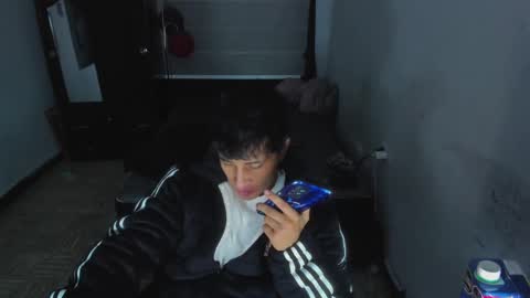 Snapshot of boylatin_777 chatting on 01-09-25, 12:19 miguel  online show from 01-09-25, 12:19