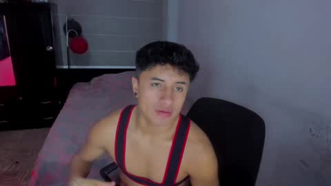 Snapshot of boylatin_777 chatting on 01-17-25, 02:18 miguel  online show from 01-17-25, 02:18