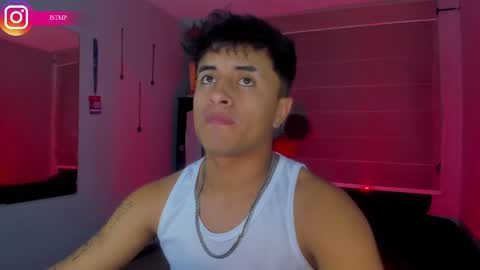 Snapshot of boylatin_777 chatting on 01-27-25, 02:20 miguel  online show from 01-27-25, 02:20