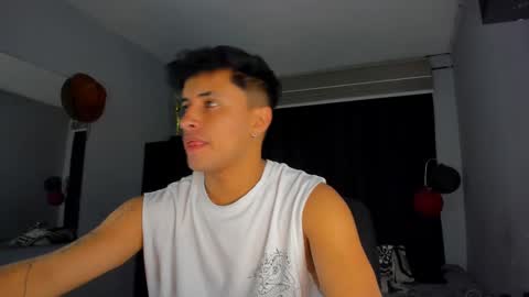 Snapshot of boylatin_777 chatting on 03-10-25, 04:49 miguel  online show from 03-10-25, 04:49