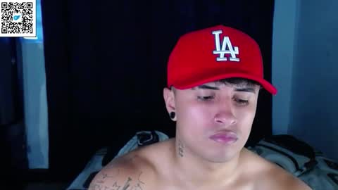 Snapshot of boylatin_777 chatting on 09-09-25, 10:09 miguel  online show from 09-09-25, 10:09