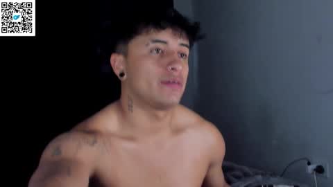 Snapshot of boylatin_777 chatting on 09-13-25, 06:40 miguel  online show from 09-13-25, 06:40