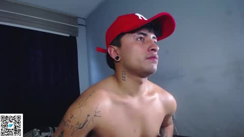 Snapshot of boylatin_777 chatting on 09-30-25, 01:16 miguel  online show from 09-30-25, 01:16