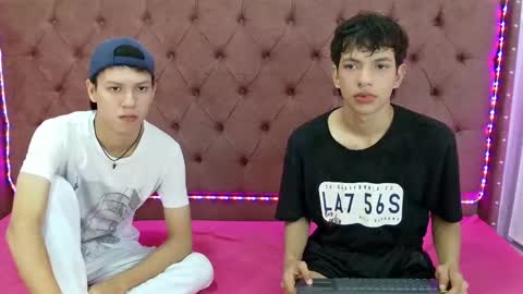 ALEX - TAYLER  -MIKE online show from 12-20-24, 01:43