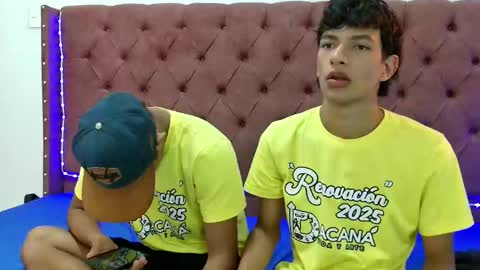 ALEX - TAYLER  -MIKE online show from 01-31-25, 01:45