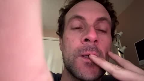 Snapshot of boysetsfire34 chatting on 02-04-25, 08:49 boysetsfire34 online show from 02-04-25, 08:49