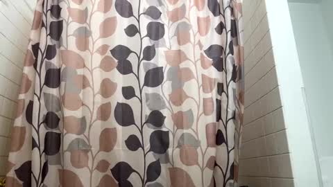 Snapshot of boysetsfire34 chatting on 02-07-25, 06:14 boysetsfire34 online show from 02-07-25, 06:14