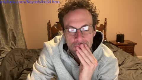Snapshot of boysetsfire34 chatting on 02-20-25, 08:50 boysetsfire34 online show from 02-20-25, 08:50