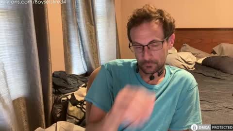 Snapshot of boysetsfire34 chatting on 09-09-25, 07:13 boysetsfire34 online show from 09-09-25, 07:13