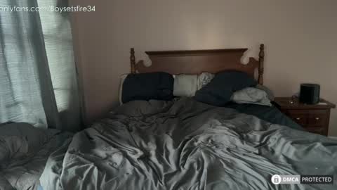 Snapshot of boysetsfire34 chatting on 10-01-25, 11:38 boysetsfire34 online show from 10-01-25, 11:38