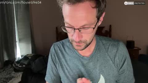 Snapshot of boysetsfire34 chatting on 11-05-25, 07:25 boysetsfire34 online show from 11-05-25, 07:25