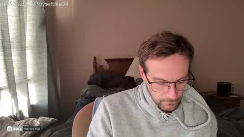 Snapshot of boysetsfire34 chatting on 12-04-25, 06:16 boysetsfire34 online show from 12-04-25, 06:16