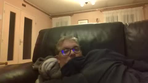 bozo81 online show from 10-15-25, 05:13