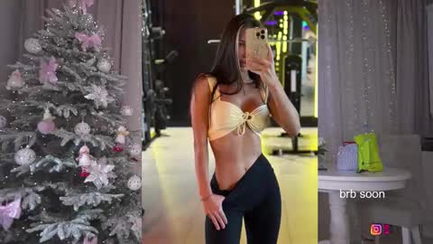 Lana  online show from 01-10-26, 03:52