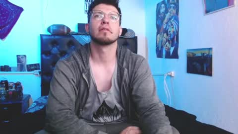 Snapshot of brad_hot_boy chatting on 12-18-24, 03:15 brad hot boy online show from 12-18-24, 03:15