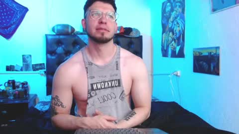 Snapshot of brad_hot_boy chatting on 01-04-25, 04:22 brad hot boy online show from 01-04-25, 04:22