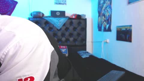 Snapshot of brad_hot_boy chatting on 03-06-25, 03:56 brad hot boy online show from 03-06-25, 03:56