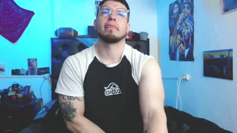 Snapshot of brad_hot_boy chatting on 09-25-25, 03:27 brad hot boy online show from 09-25-25, 03:27