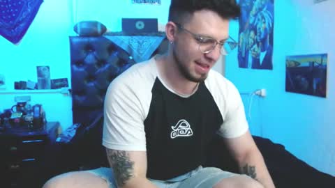 Snapshot of brad_hot_boy chatting on 10-18-25, 11:16 brad hot boy online show from 10-18-25, 11:16