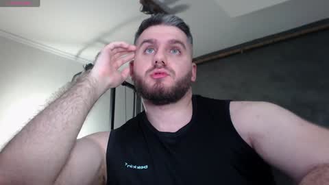 Snapshot of brad_pittfall chatting on 12-03-24, 12:06 ask me online show from 12-03-24, 12:06