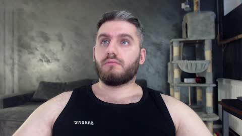 Snapshot of brad_pittfall chatting on 12-14-24, 02:21 ask me online show from 12-14-24, 02:21