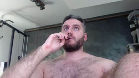 Snapshot of brad_pittfall chatting on 01-06-25, 07:13 ask me online show from 01-06-25, 07:13