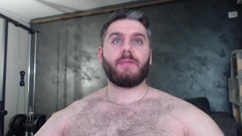 Snapshot of brad_pittfall chatting on 01-14-25, 10:34 ask me online show from 01-14-25, 10:34