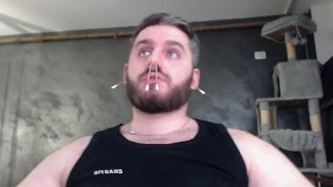 Snapshot of brad_pittfall chatting on 01-20-25, 08:50 ask me online show from 01-20-25, 08:50