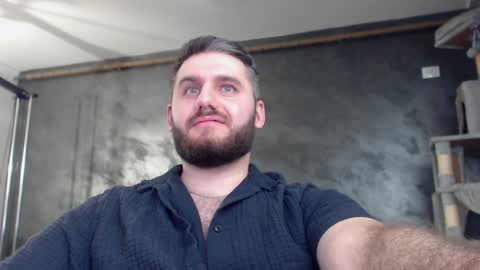 Snapshot of brad_pittfall chatting on 02-09-25, 12:17 ask me online show from 02-09-25, 12:17