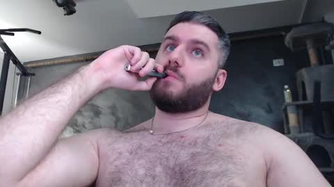 Snapshot of brad_pittfall chatting on 03-09-25, 10:52 ask me online show from 03-09-25, 10:52