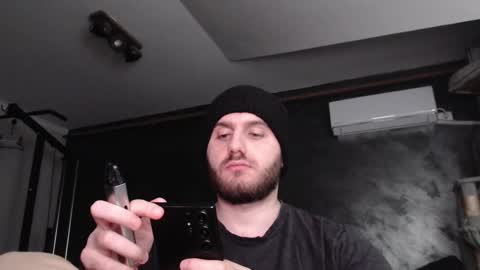 Snapshot of brad_pittfall chatting on 10-04-25, 07:45 ask me online show from 10-04-25, 07:45